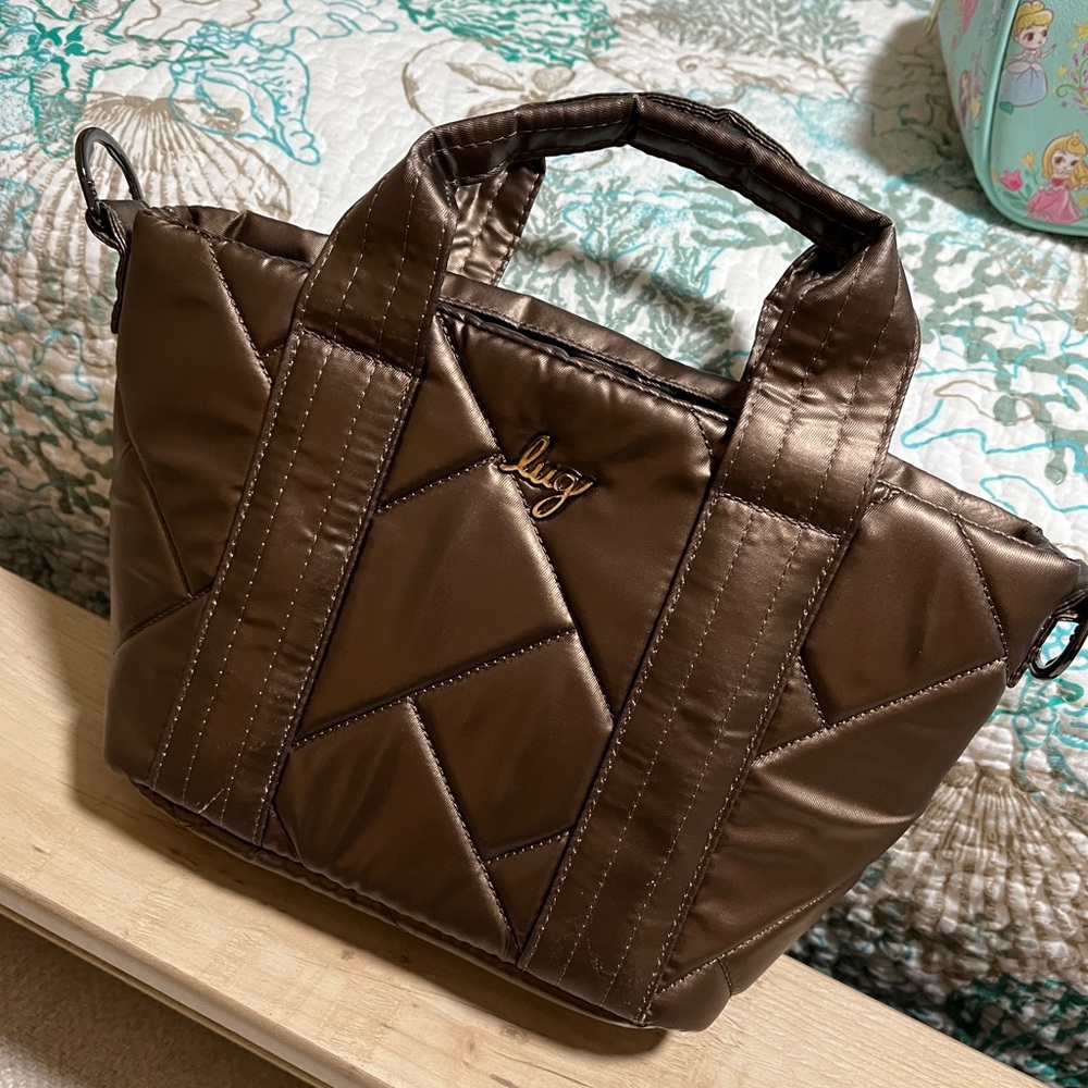 Lug crossbody bag / carry bag